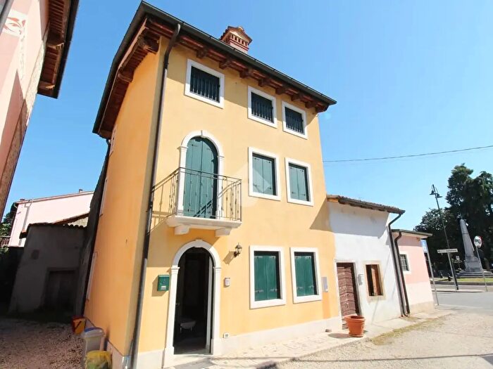 Casa trilocale in vendita in Via Ponte, Arzignano