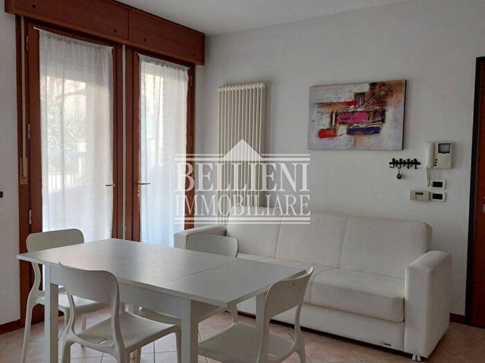 Appartamento trilocale in affitto in Viale Ferrarin, Piscine San Paolo, Vicenza