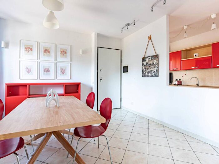 Appartamento trilocale in affitto in Via Trieste, Lido di Camaiore, Camaiore