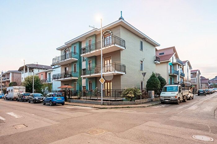 Appartamento quadrilocale in vendita in Via Susa, Collegno