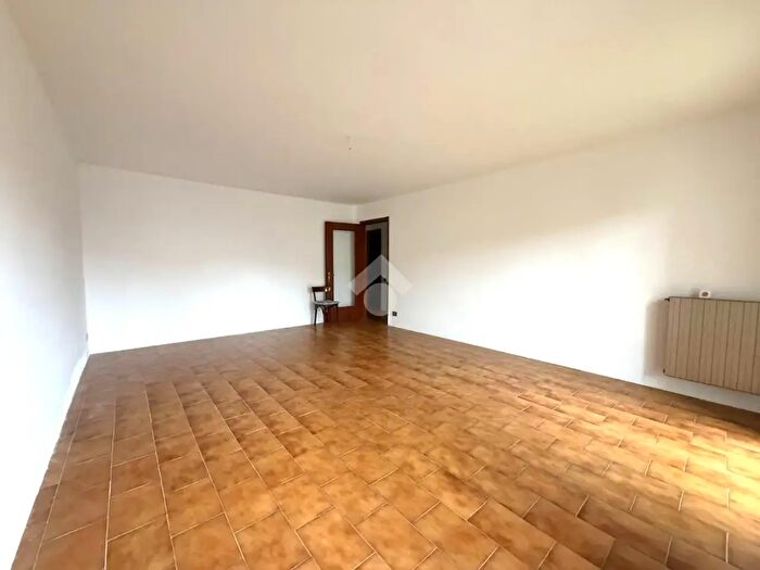 Appartamento bilocale in vendita in Via Barassino, Trecate