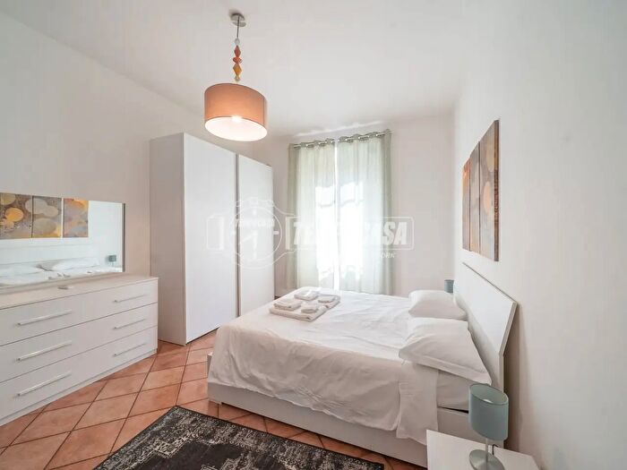 Appartamento trilocale in vendita in Via Mocenigo, Roma