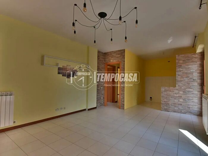 Appartamento trilocale in vendita in Via Isonzo a, Tolentino