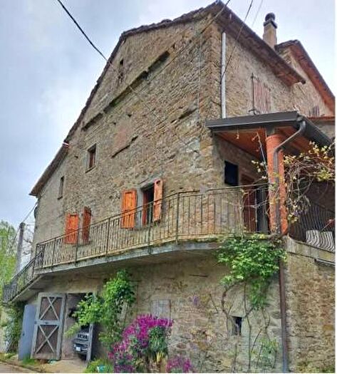 Casa monolocale in vendita in Via Coniale Cerreta, Firenzuola