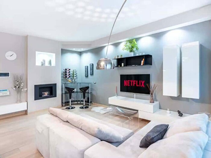 Appartamento bilocale in affitto in Via Gino Severini, Santa Giulia, Milano