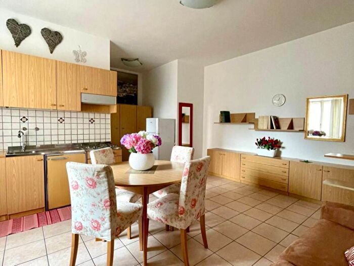 Appartamento monolocale in affitto in Via San Zeno, Brescia Due, Brescia