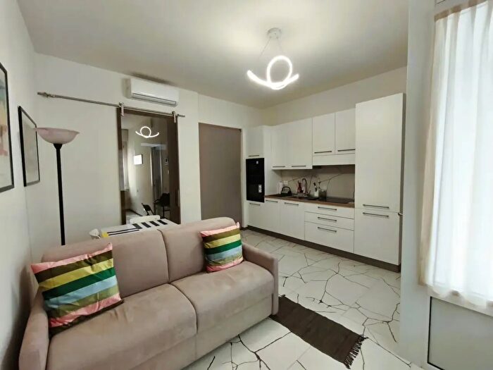 Appartamento bilocale in affitto in Via Cesare Battisti, Vimodrone