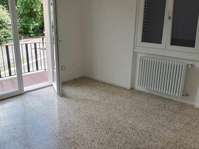 Appartamento trilocale in affitto in Laveno, LavenoMombello