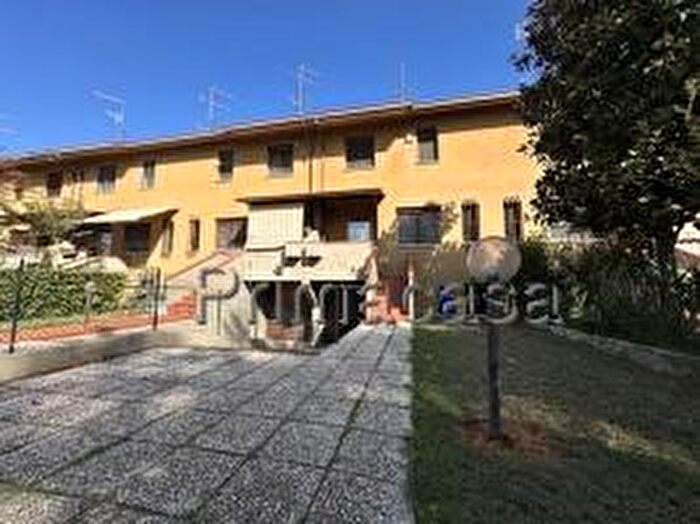 Casa con 5 locali in vendita in Carpi