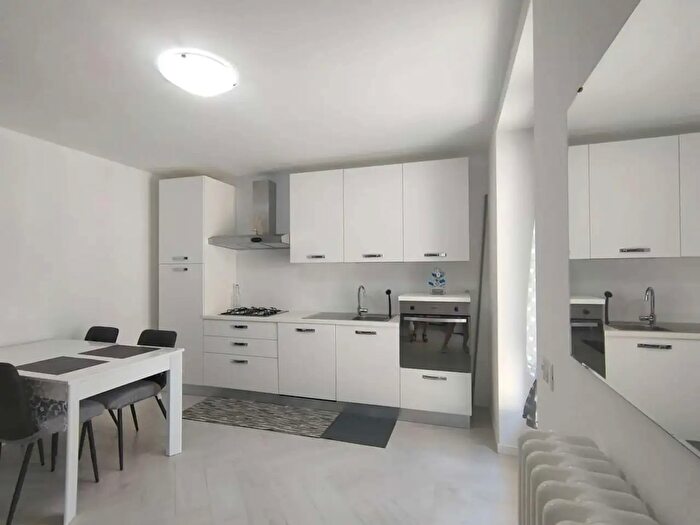 Appartamento trilocale in affitto in Via Clì Via Clì, Clusone