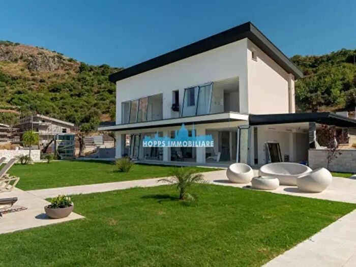 Casa con 5 locali in vendita in Viale Padre Pio da Pietralcina, Capaci