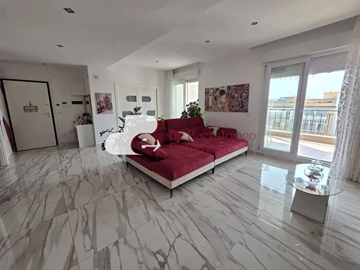 Appartamento quadrilocale in vendita in Via Giovanni Jatta, Bari