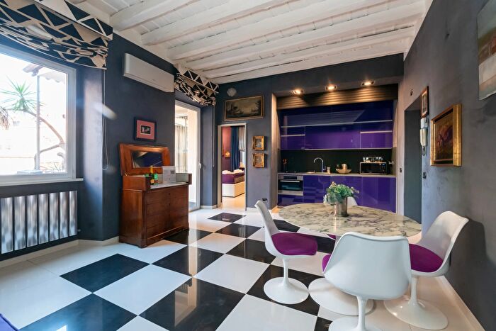 Appartamento trilocale in affitto in Via Angelo Brunetti, Roma