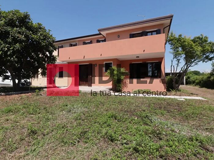 Casa quadrilocale in vendita in Via Don Giuseppe Geron, Ponzano Veneto