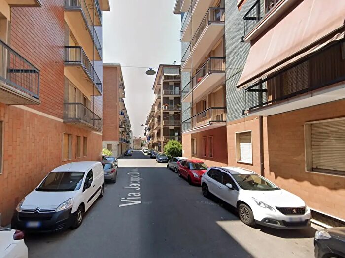 Appartamento trilocale in affitto in Via Zanardi Bonfiglio, Voghera