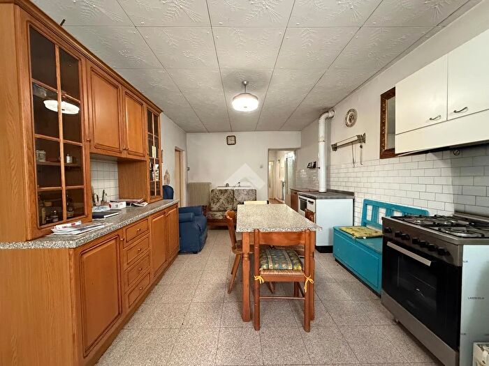 Casa con 5 locali in vendita in Porzione di Casa Piazza Cesare Battisti, Mezzolombardo