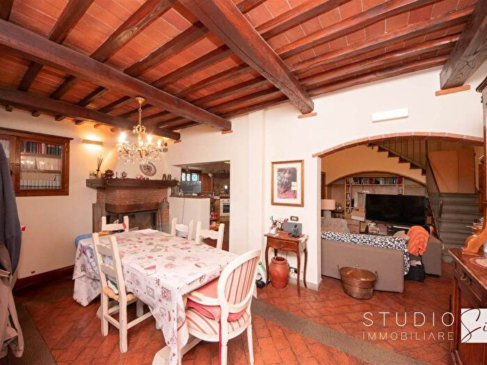 Casa con 6 locali in affitto in Via di Valdibrana, Capostrada, Pistoia