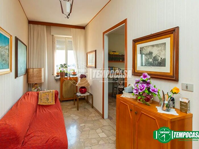 Appartamento trilocale in vendita in Via Biagio Bellotti, Busto Arsizio