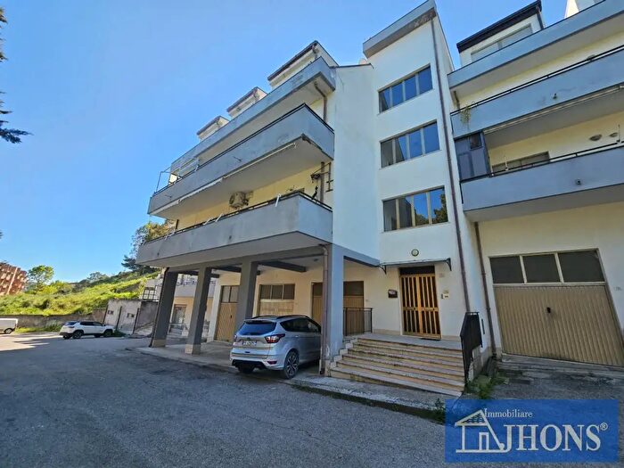 Appartamento in vendita in Via Basilicata, Enna