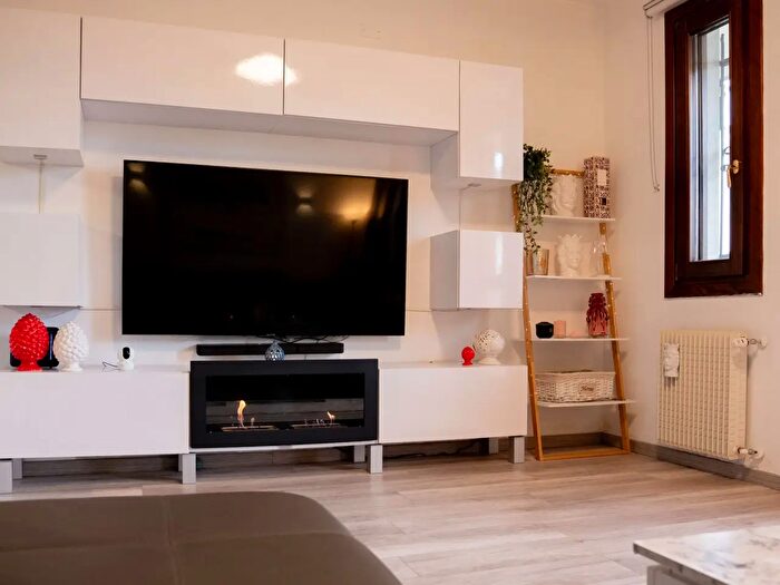 Casa quadrilocale in vendita in Via Don Bruno Trento, Eraclea