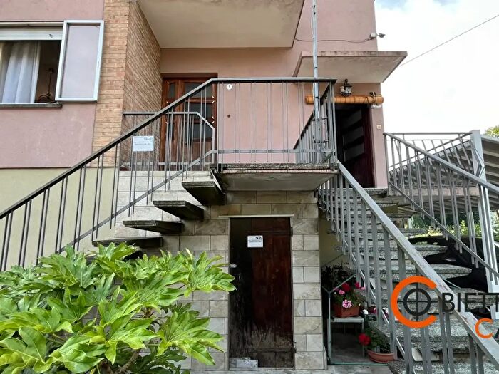 Casa con 6 locali in vendita in Via P Visentin, Padova