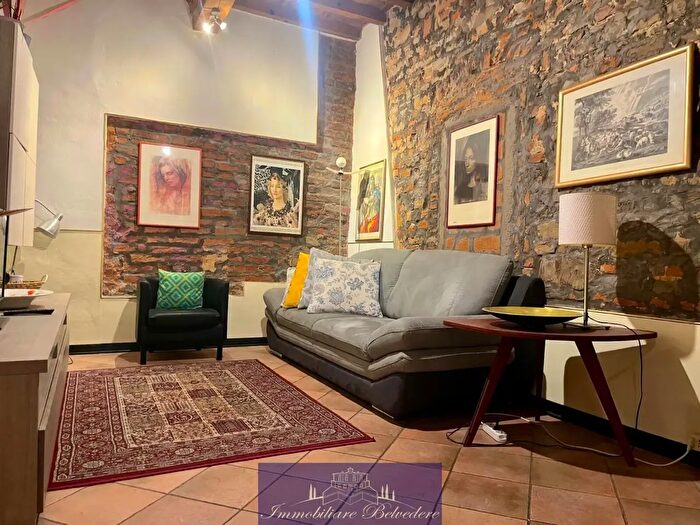 Appartamento quadrilocale in affitto in Via dello Sprone, Firenze