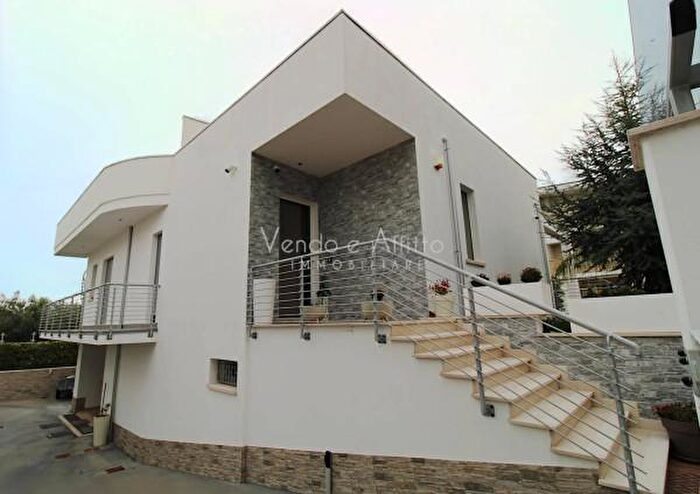 Casa trilocale in vendita in San Salvo