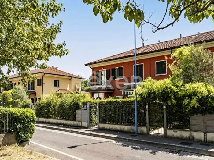 Casa quadrilocale in vendita in Via Gino Spondi, Brescia