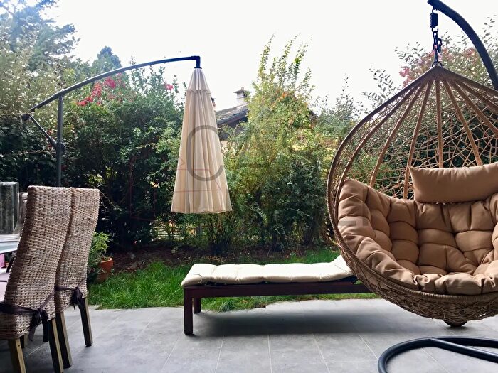 Casa con 7 locali in affitto in Bas Villair, Quart