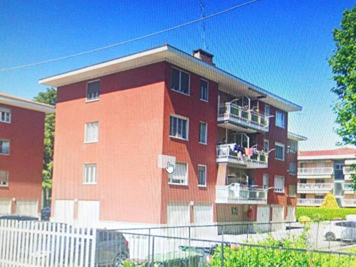 Appartamento trilocale in affitto in Via Lorenzo Bernini, Cittadella Villaggio Dalmazia, Novara