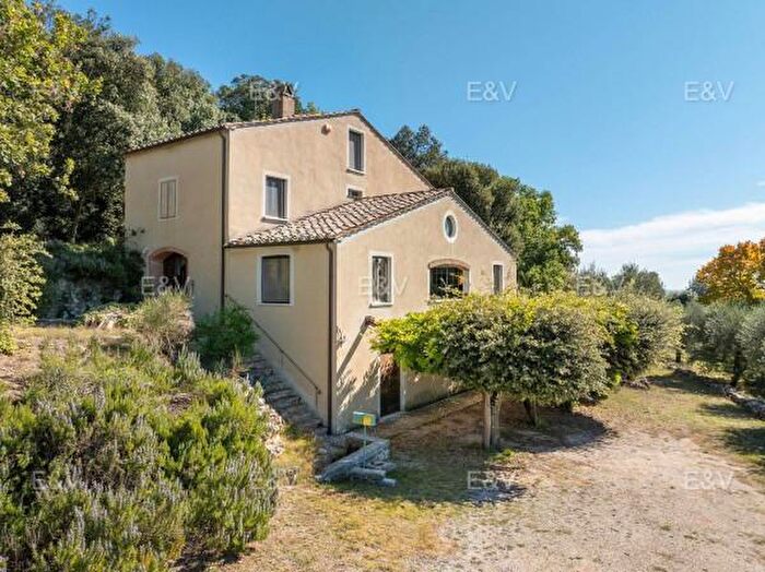 Casa con 6 locali in vendita in Strada Provinciale, Amelia