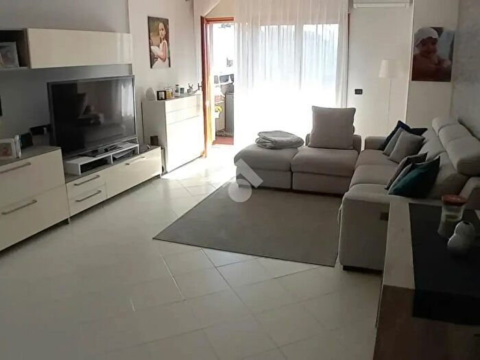 Appartamento quadrilocale in vendita in Via della Cooperazione, Terni