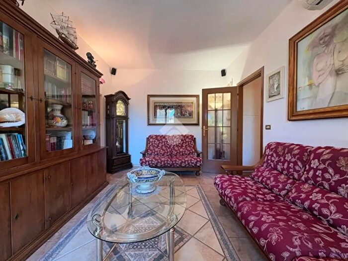 Casa con 5 locali in vendita in Via Martin Luther King, Budrio