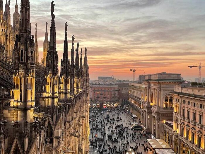 Appartamento trilocale in affitto in Via Val di Fiemme, Precotto, Milano