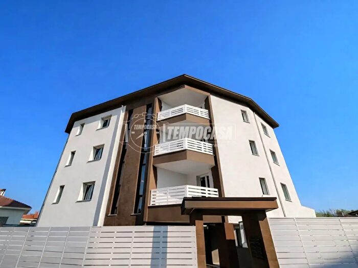 Appartamento trilocale in vendita in Via Thomas Alva Edison, Paderno Dugnano