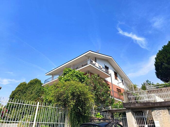 Appartamento con 6 locali in affitto in Boccia d'Oro, Moncalieri