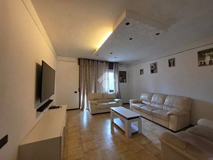 Appartamento quadrilocale in vendita in Via Giuseppe Guerzoni, Cadoneghe