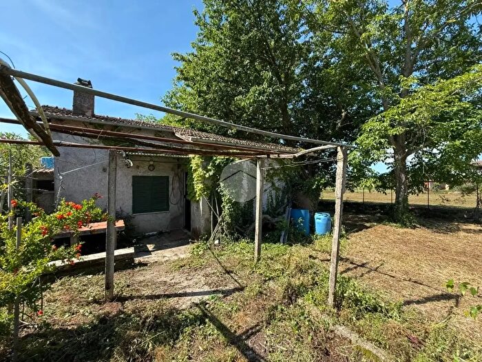 Casa bilocale in vendita in Via Quadrelle, Palestrina