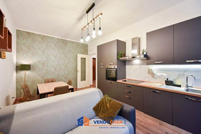 Case in Vendita e in Affitto - 3