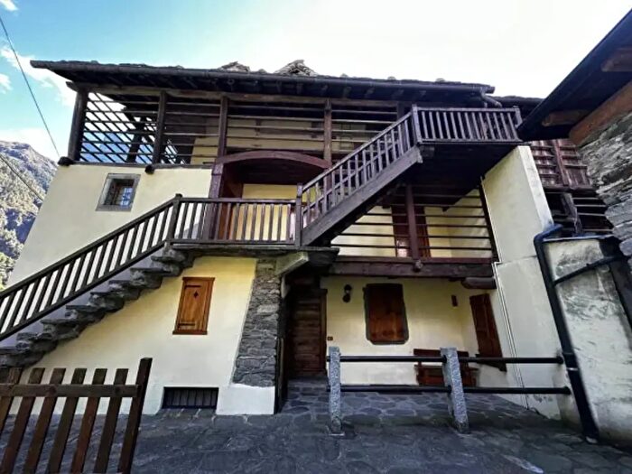 Casa quadrilocale in vendita in Alagna Valsesia