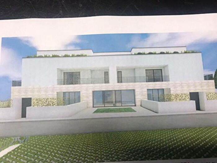 Appartamento trilocale in vendita in Via Alessandro Tassoni, Reggio Emilia