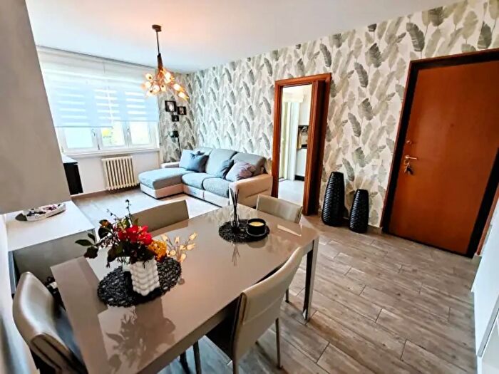 Appartamento trilocale in vendita in Via Guido Rossa, Verbania