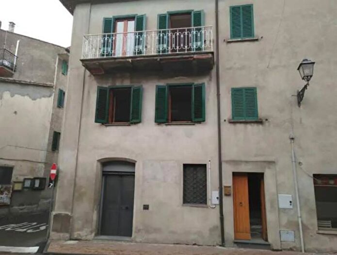 Casa quadrilocale in vendita in Corso Umberto I, Castel Viscardo