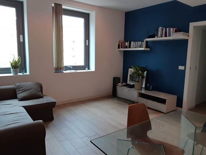 Appartamento bilocale in affitto in Via Ippolito Rosellini, Isola, Milano