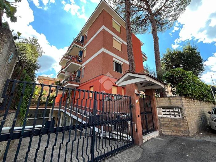 Appartamento monolocale in affitto in APPARTAMENTO via del fontanile arenato, Pisana Bravetta, Roma