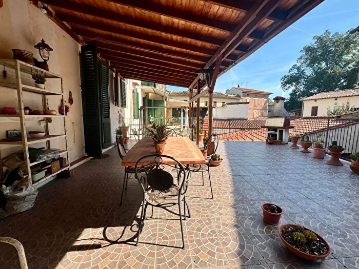 Appartamento trilocale in vendita in Empoli