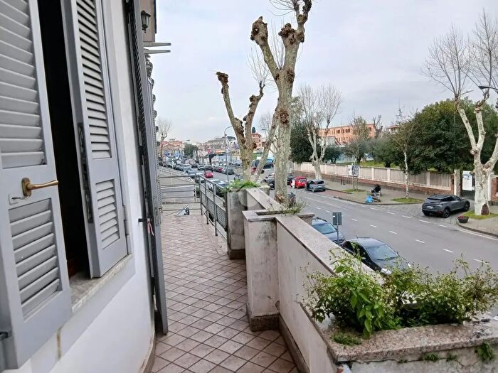 Appartamento trilocale in affitto in Via Roma, Pomigliano DArco