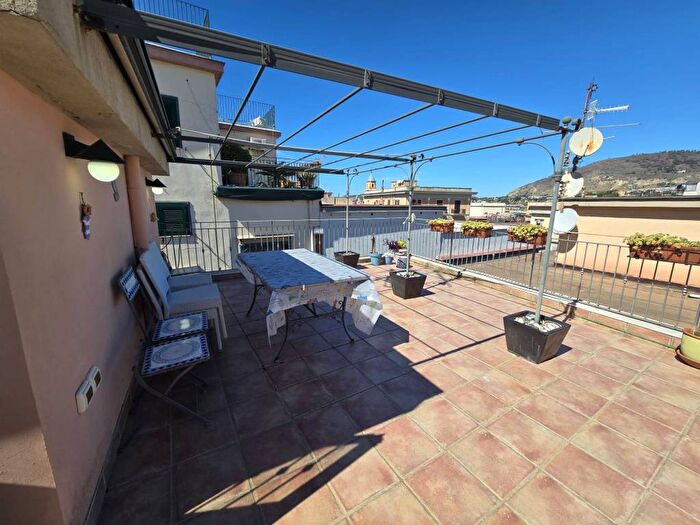 Appartamento bilocale in affitto in Corso della Repubblica, Porto, Pozzuoli