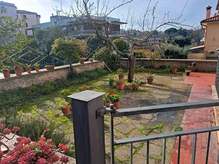 Appartamento quadrilocale in vendita in Viterbo