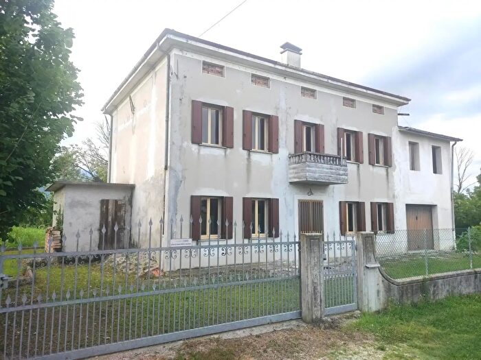 Casa bilocale in vendita in Sacile